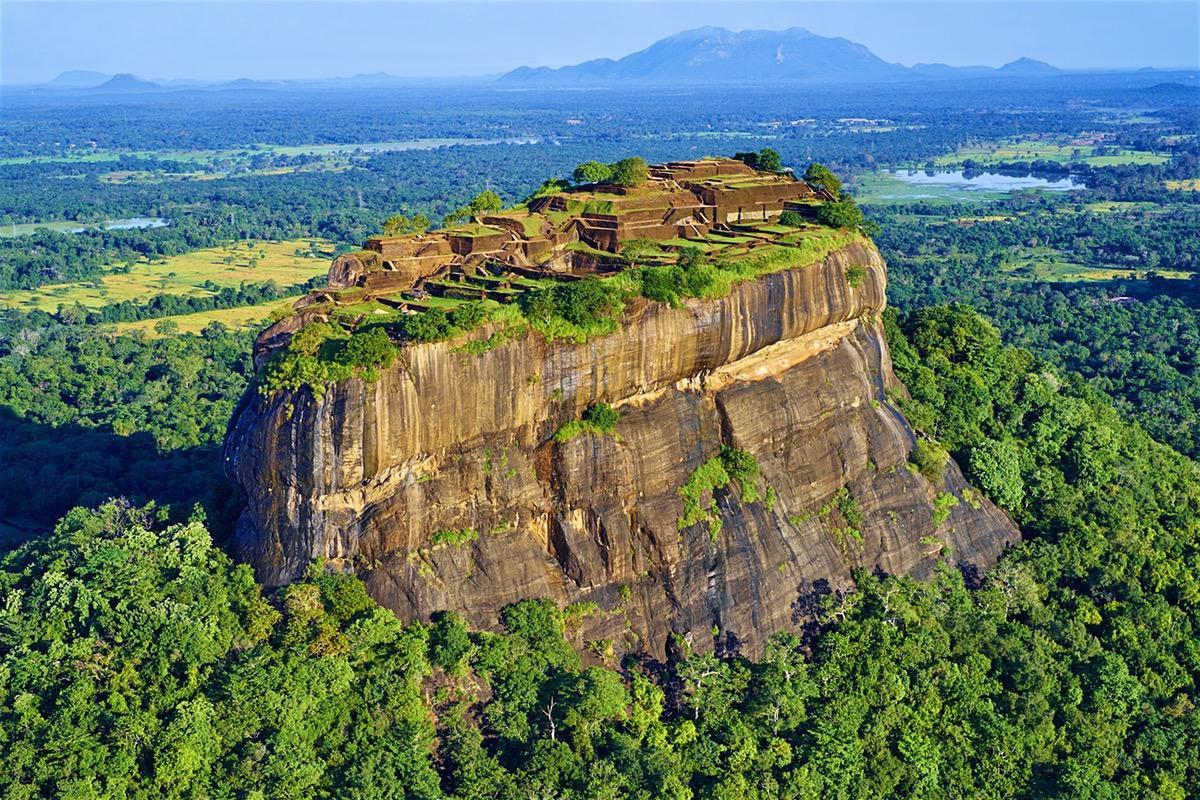 ホテルFunky Lanka Tours キャンディー エクステリア 写真